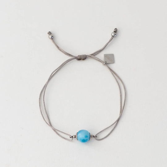 Bracelet en cordon resistant à l&