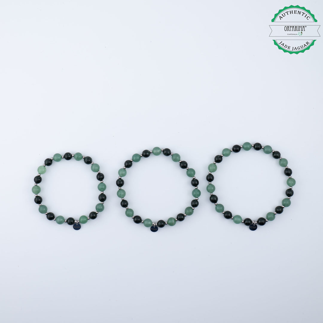 Ensemble de trois bracelets élastiques avec une alternance de perles de 6mm en Aventurine verte du Brésil et en Jade Jaguar Maya du Guatemala.