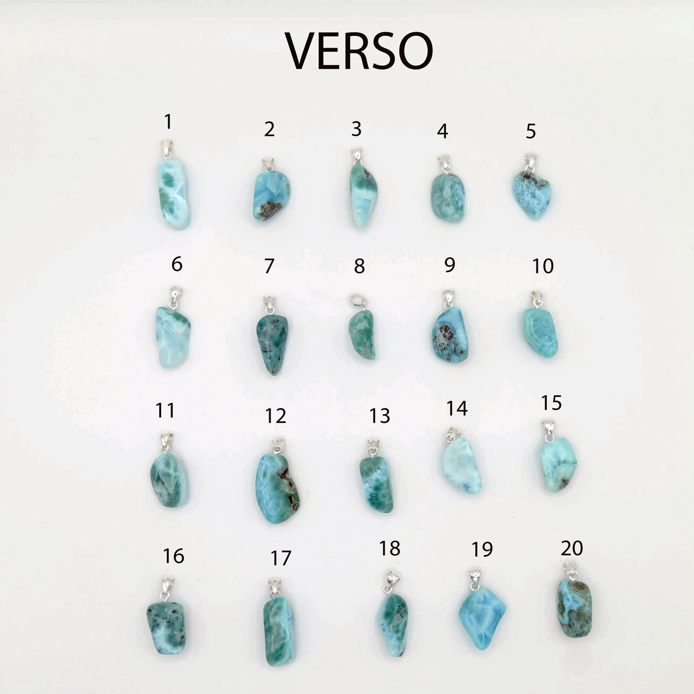Pendentifs en Larimar bleu et vert avec une bélière en argent 925 pour être monté en collier avec une chaîne.