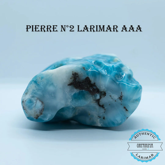 Bloc de Larimar avec la présence d&