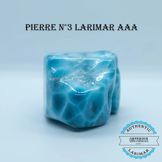 Pierre de collection pour amateurs de Larimar et collectionneurs. Bloc de pierre naturelle ne contenant que du Larimar, pierre bleu unique au monde.